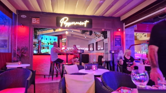 Bar Peppermint Yumbo Center